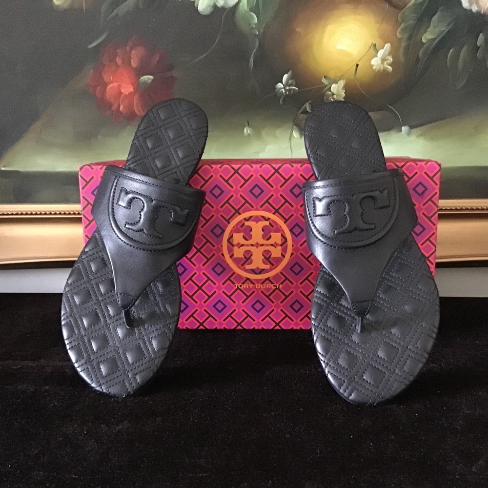 Tory Burch Fleming Flat Quilted Thong Leather Sandal black size 7